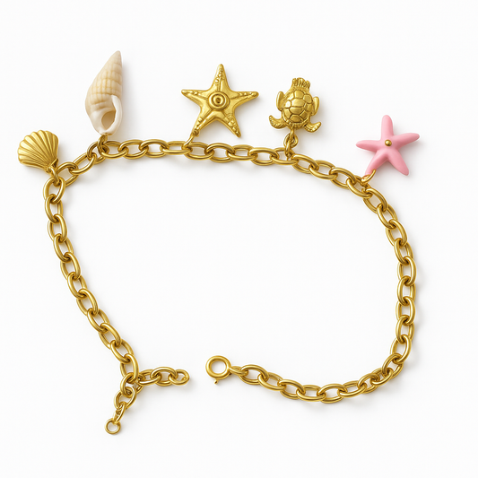 Collar dorado con dijes marinos